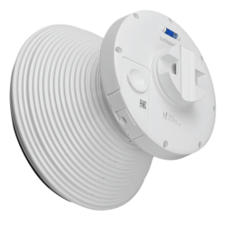 UBIQUITI 450mbps 1-1000 IsoStation 5GHz 14dBi 45x45º Cambiable c/PoE24