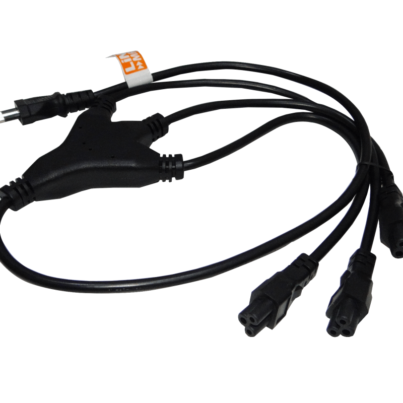 Triple 0,9mt Negro Trebol-C5-Hembra CL-Macho Cable Poder 6A 3x0,75mm2